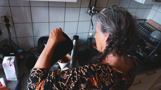 Maximize Your Medication Management with the 7-Day Pill Organizer: A Comprehensive Guide to Daily Living Aids from Gripping to Mobility Support - 4MOBILITY WA - Mandurah