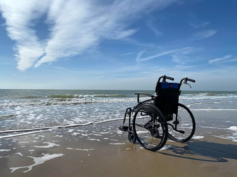 How to Choose Between a Self Propelled and Attendant Propelled Wheelchair
