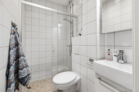 Understanding the Role of Toilet Wipers and Other Bathroom Accessibility Aids