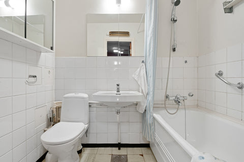 Everything You Need to Know About Toilet Frames and Toilet Seat Raisers