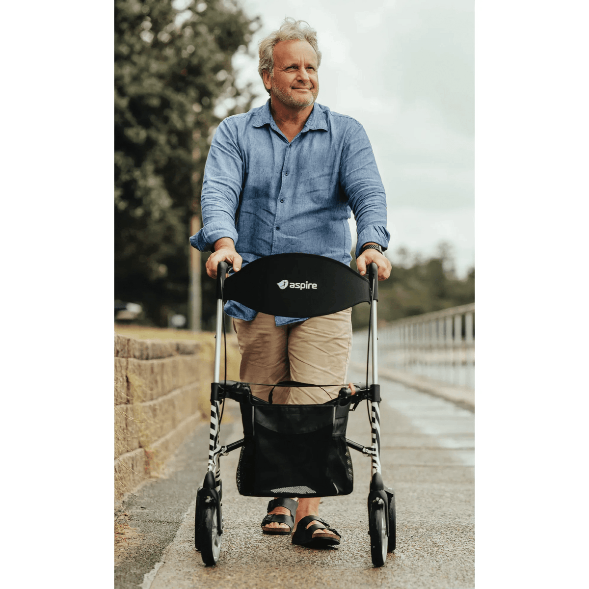 Aspire Aspire Vogue Lightweight 2 Seat Walker / Rollator WAF705315GR - 4MOBILITY WA - Mandurah