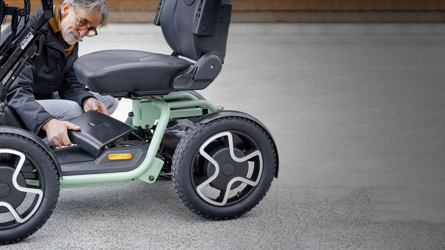 Sunrise Medical Sterling S800 By Scoozy