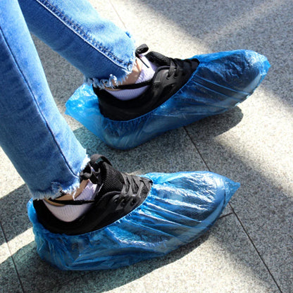 4MOBILITY WA Shoe Protector cover in blue, protecting shoes from dirt and moisture outdoors